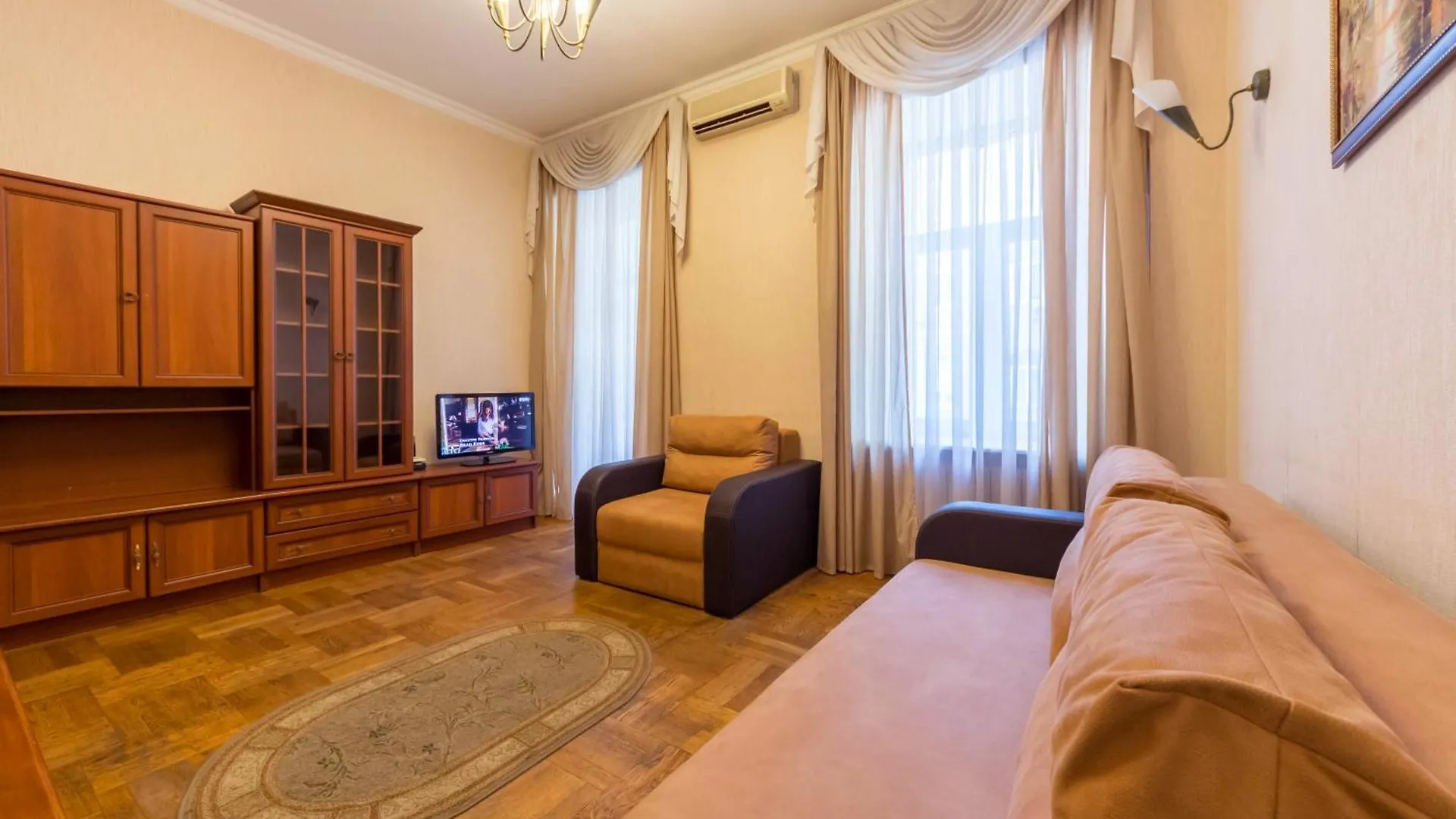 Apartments In The Center On Shota Rustaveli Kiev