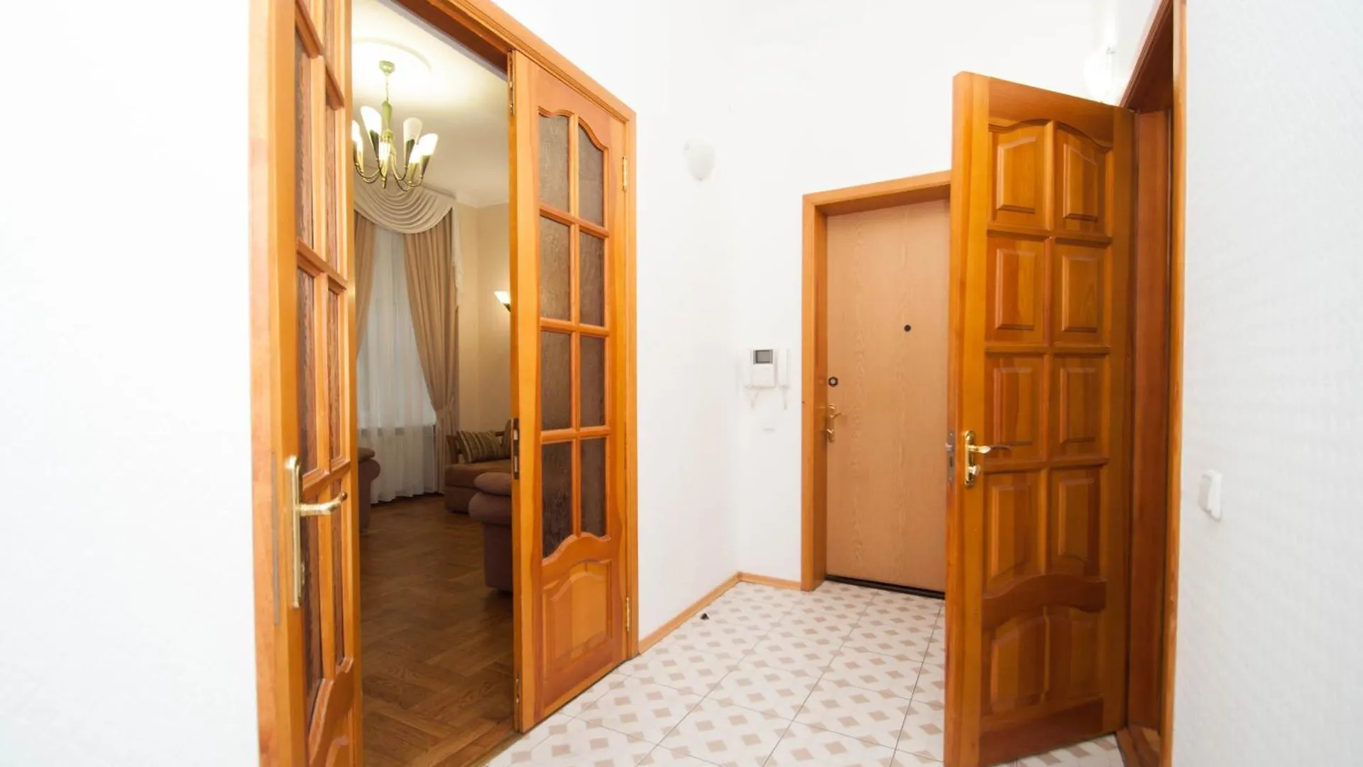 Apartments In The Center On Shota Rustaveli Kiev 0*,