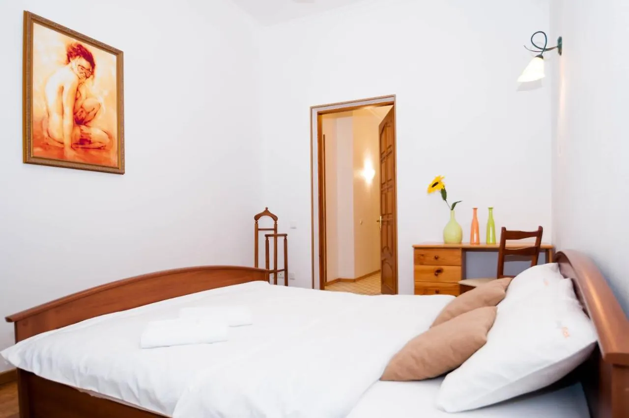 Apartments In The Center On Shota Rustaveli Kiev